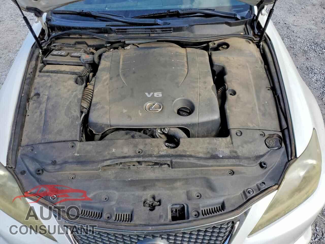 LEXUS IS 2011 - JTHBF5C21B5145733