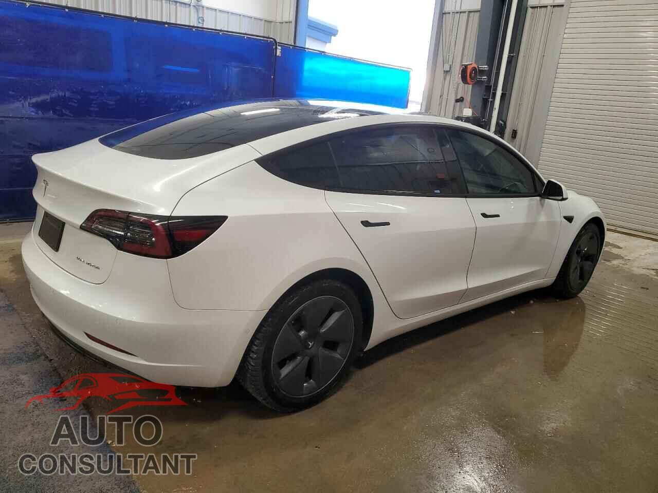 TESLA MODEL 3 2021 - 5YJ3E1EBXMF995912