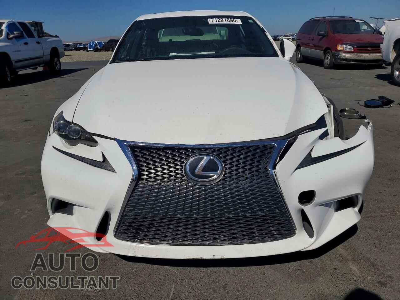 LEXUS IS 2014 - JTHBE1D24E5012236
