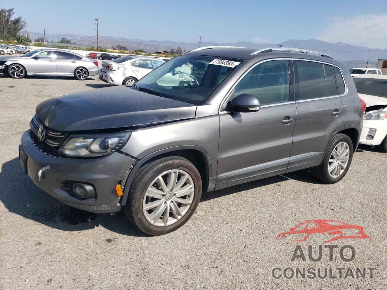 VOLKSWAGEN TIGUAN 2016 - WVGAV7AX2GW544710