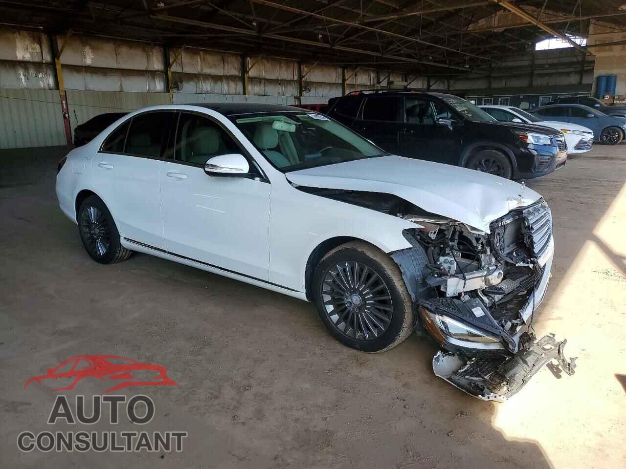 MERCEDES-BENZ C-CLASS 2015 - 55SWF4KB3FU039981