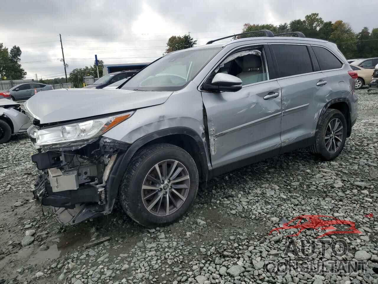 TOYOTA HIGHLANDER 2019 - 5TDJZRFH7KS563302