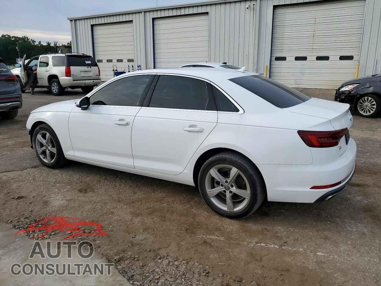 AUDI A4 2019 - WAUGMAF41KN007156