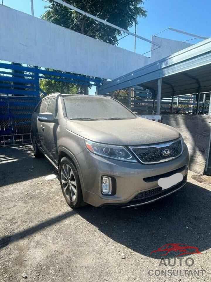 KIA SORENTO 2015 - 5XYKW4A79FG614218