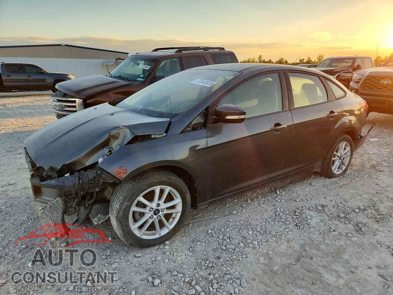 FORD FOCUS 2015 - 1FADP3F21FL349737
