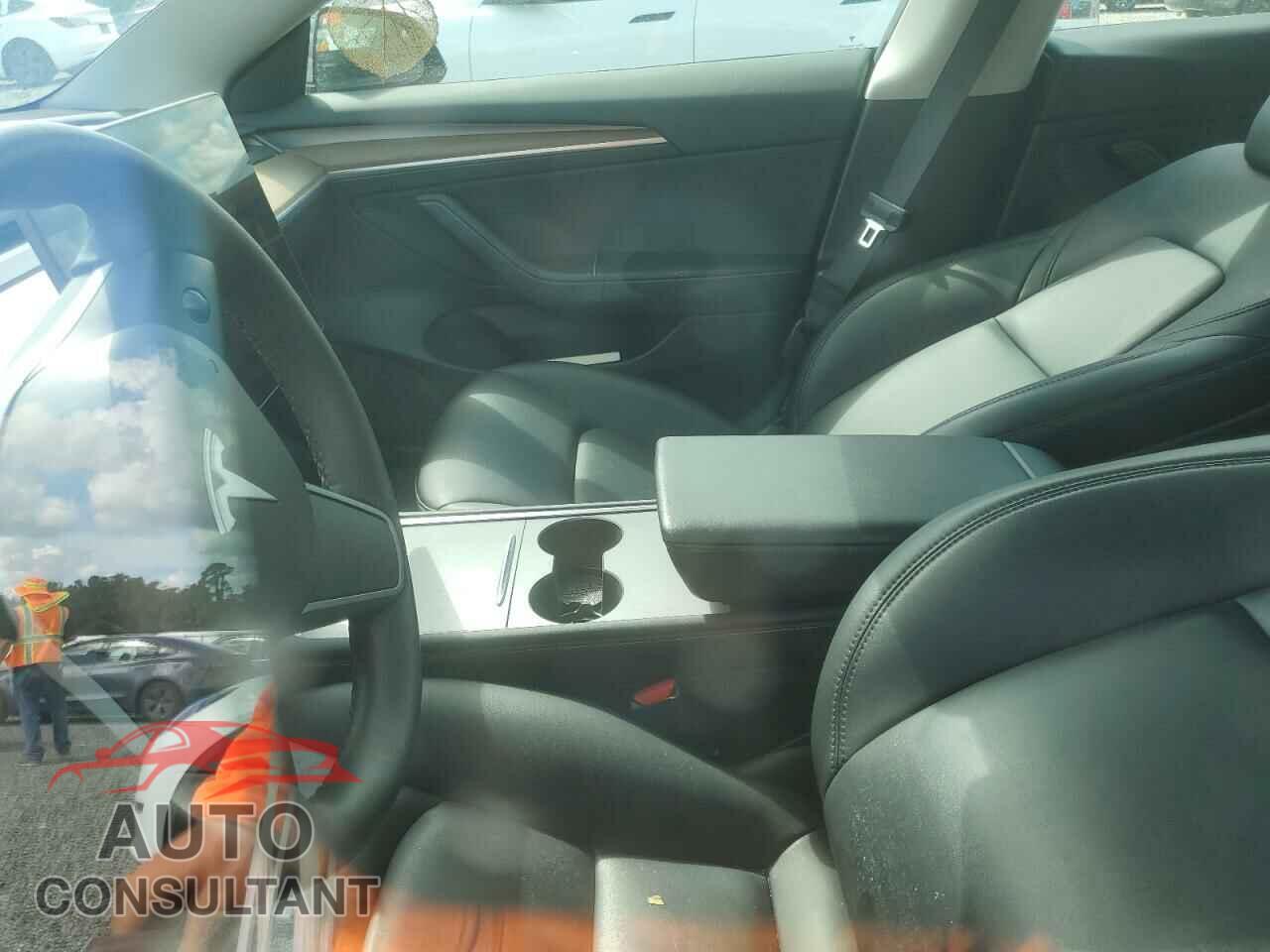 TESLA MODEL 3 2023 - 5YJ3E1EA0PF455481