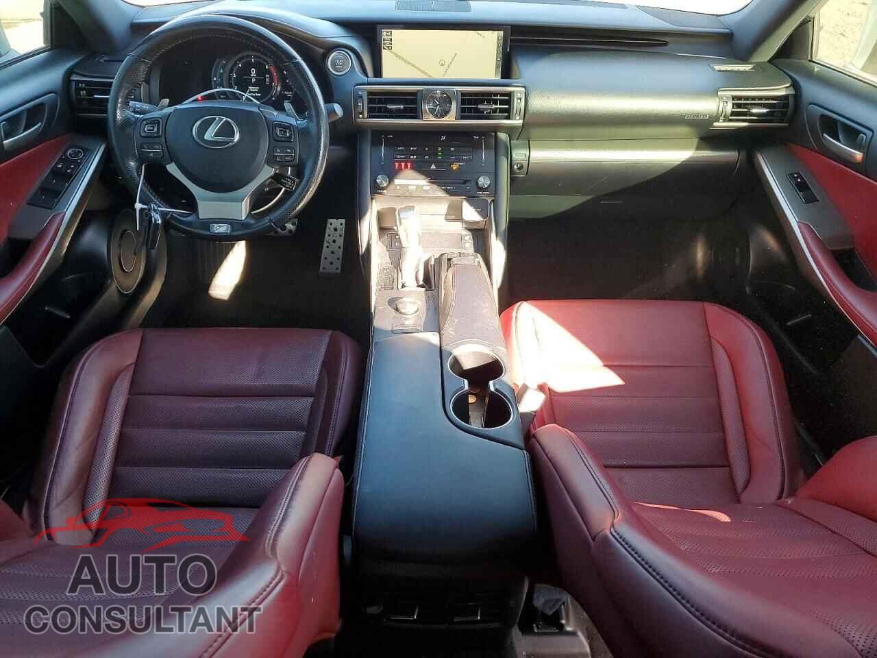 LEXUS IS 2017 - JTHBA1D28H5047460