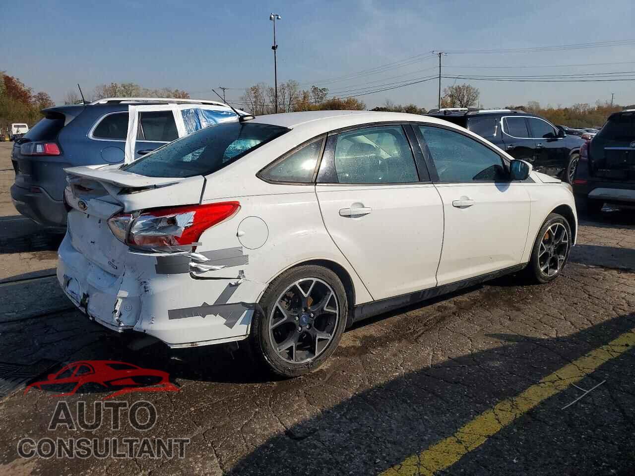 FORD FOCUS 2014 - 1FADP3F20EL240846