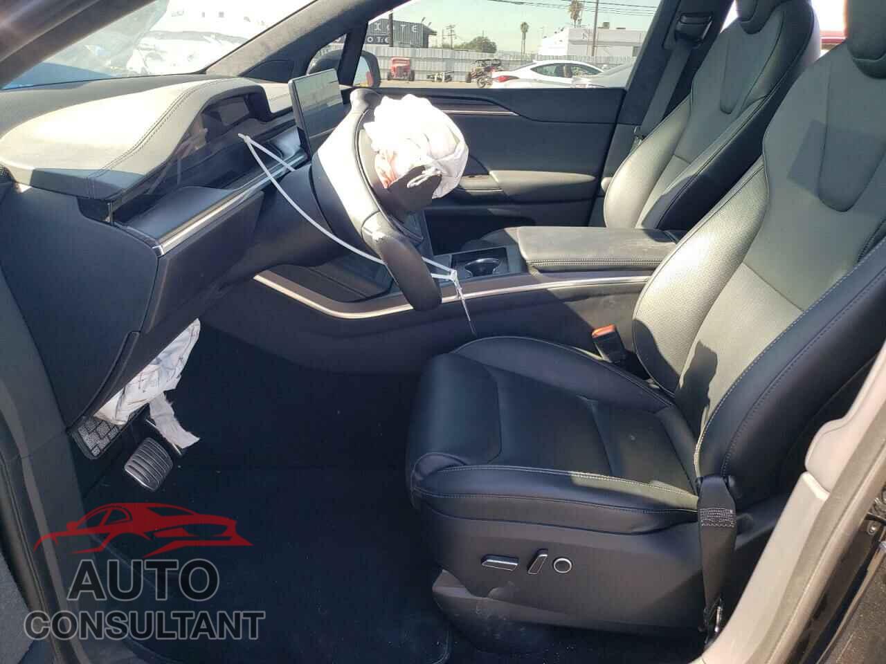TESLA MODEL X 2023 - 7SAXCBE67PF387899