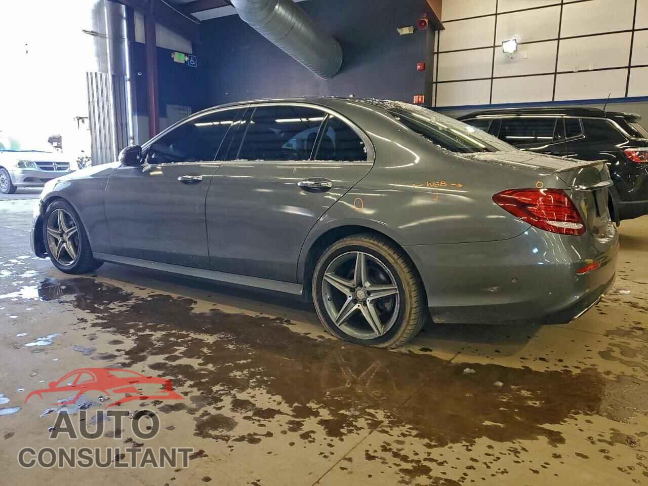MERCEDES-BENZ E-CLASS 2017 - WDDZF4KB2HA203804