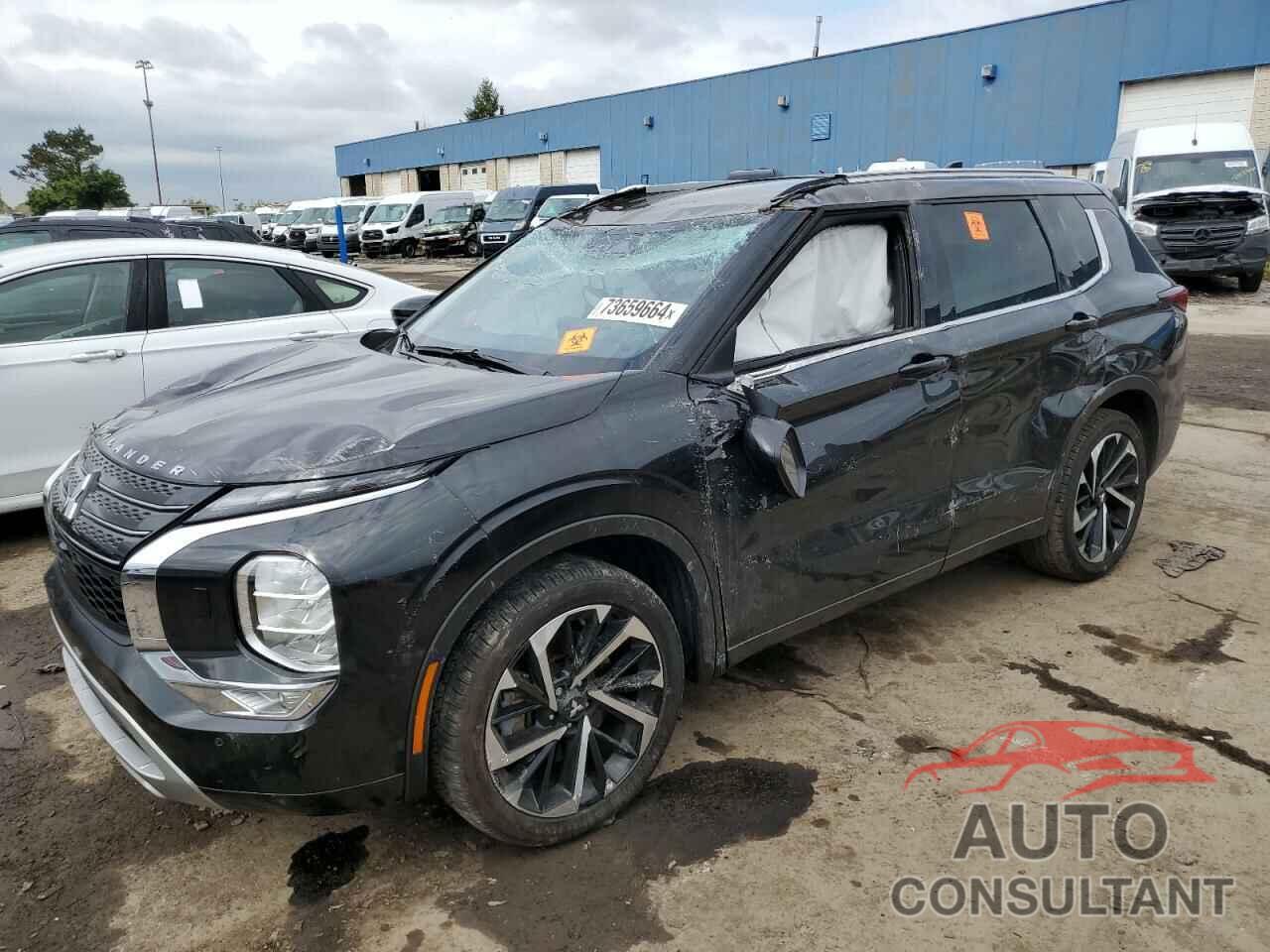 MITSUBISHI OUTLANDER 2023 - JA4J4VA88PZ022323