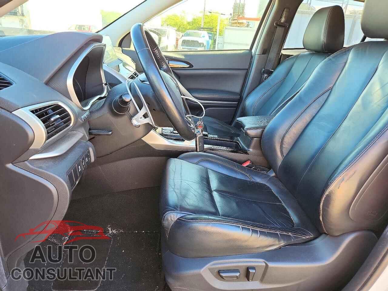 MITSUBISHI ECLIPSE 2019 - JA4AT5AA1KZ003675