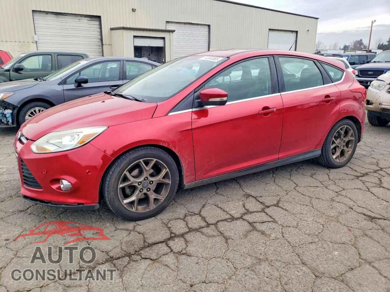 FORD FOCUS 2012 - 1FAHP3M26CL122429