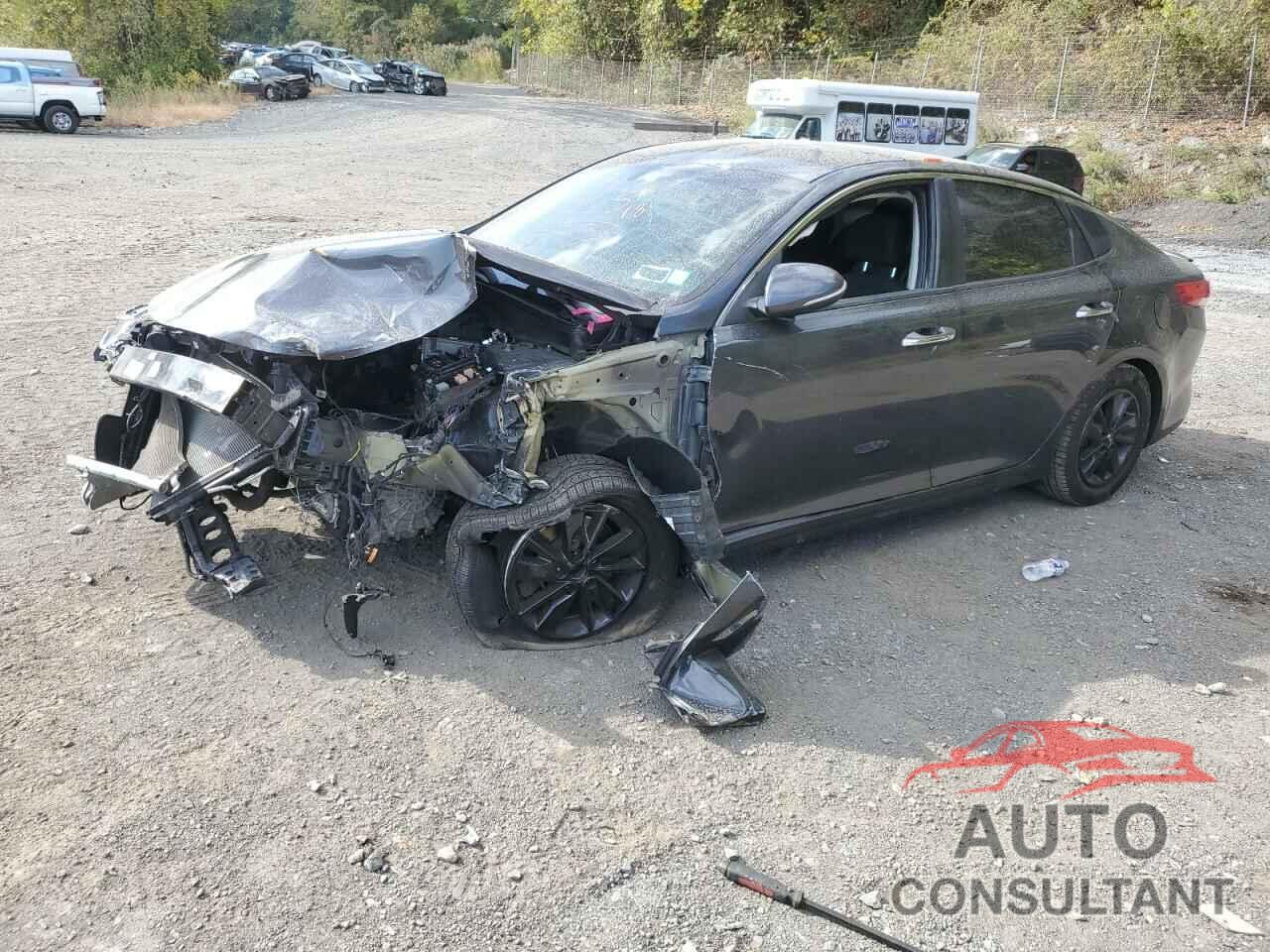 KIA OPTIMA 2018 - KNAGT4L38J5217123