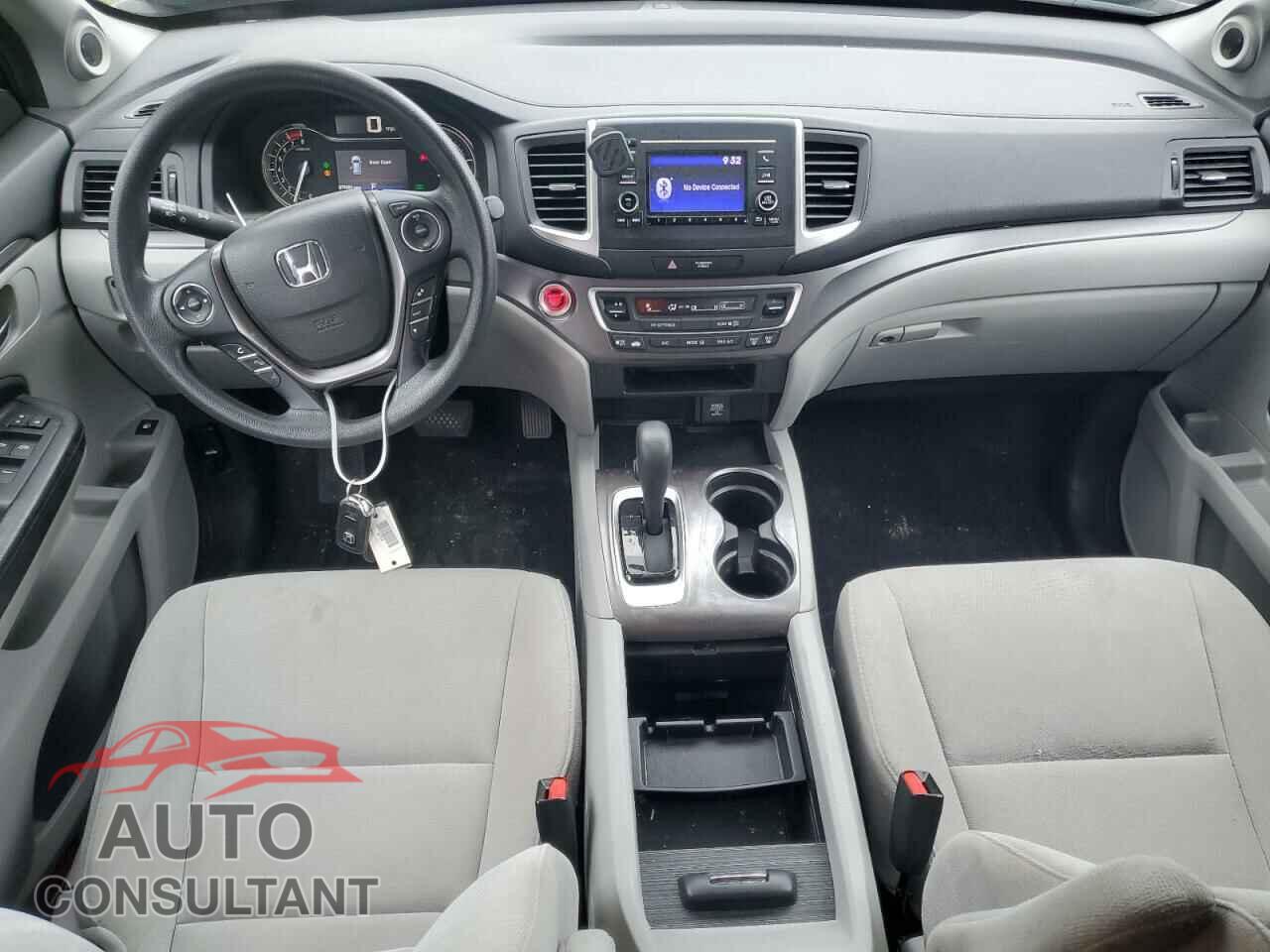 HONDA PILOT 2017 - 5FNYF5H17HB044005