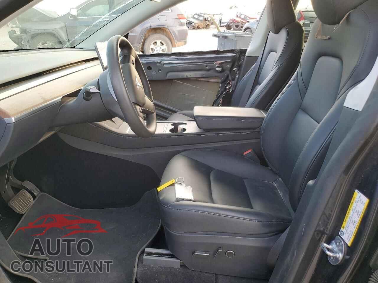 TESLA MODEL Y 2024 - 7SAYGDED1RF078080
