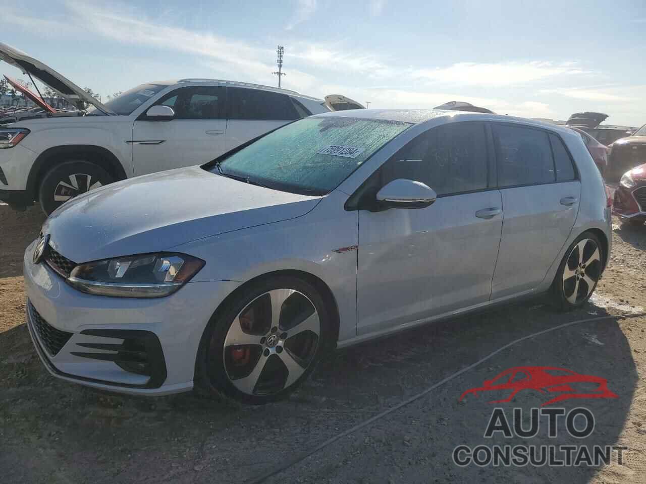 VOLKSWAGEN GTI 2019 - 3VW6T7AUXKM000483