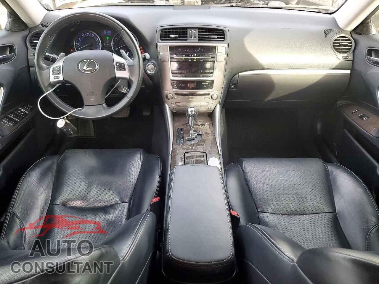 LEXUS IS 2012 - JTHBF5C2XC5168686
