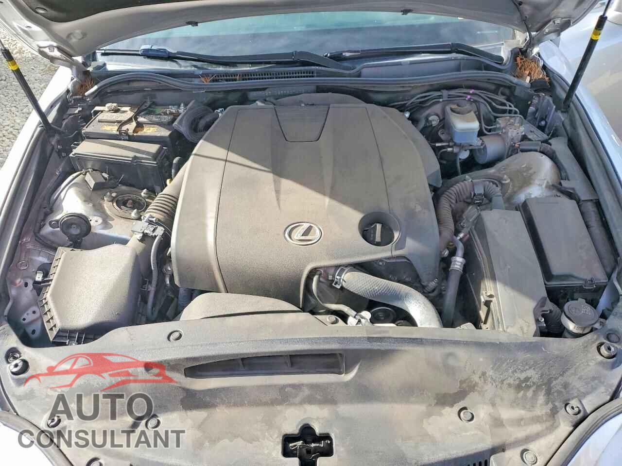 LEXUS IS 2015 - JTHBF1D29F5074021