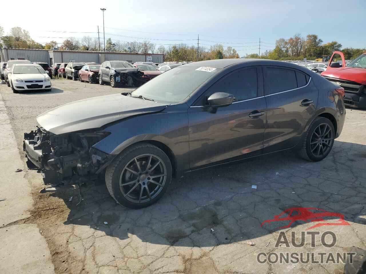 MAZDA 3 2018 - 3MZBN1V3XJM190856