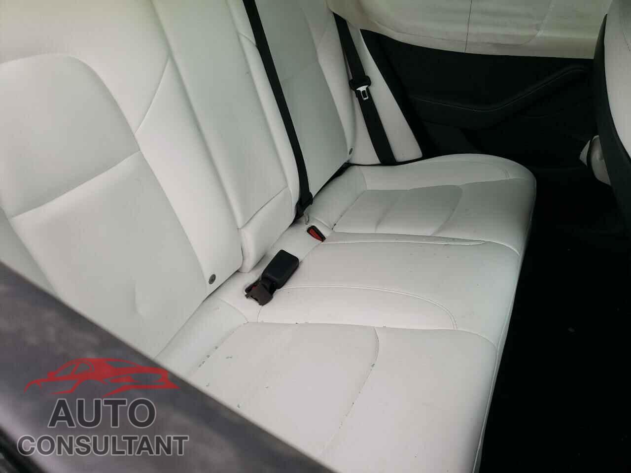 TESLA MODEL 3 2023 - 5YJ3E1EA2PF462285