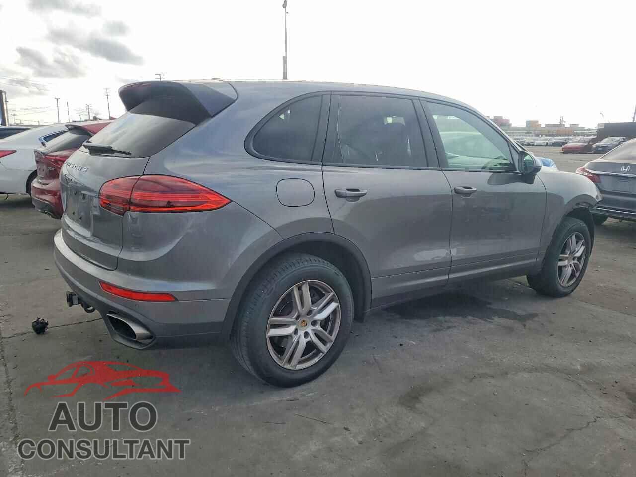 PORSCHE CAYENNE 2016 - WP1AA2A23GLA10400