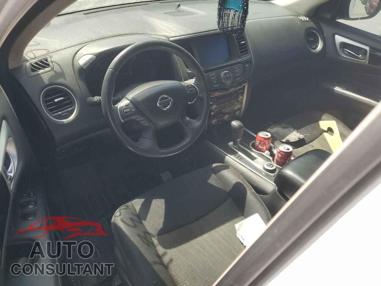 NISSAN PATHFINDER 2018 - 5N1DR2MM9JC602228