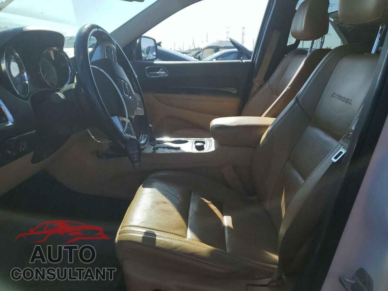 DODGE DURANGO 2012 - 1C4SDJET5CC205385