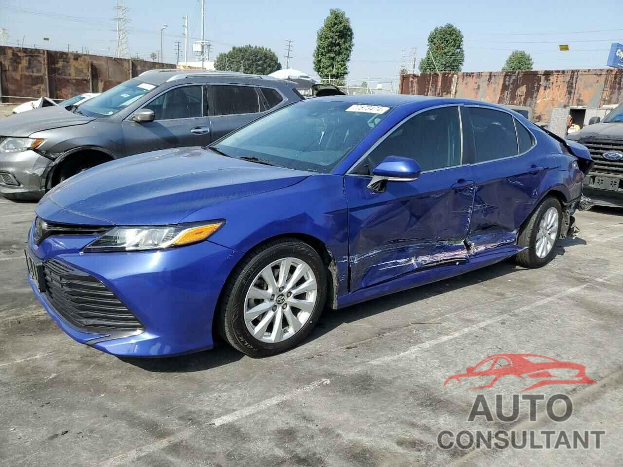 TOYOTA CAMRY 2018 - 4T1B11HK6JU588509