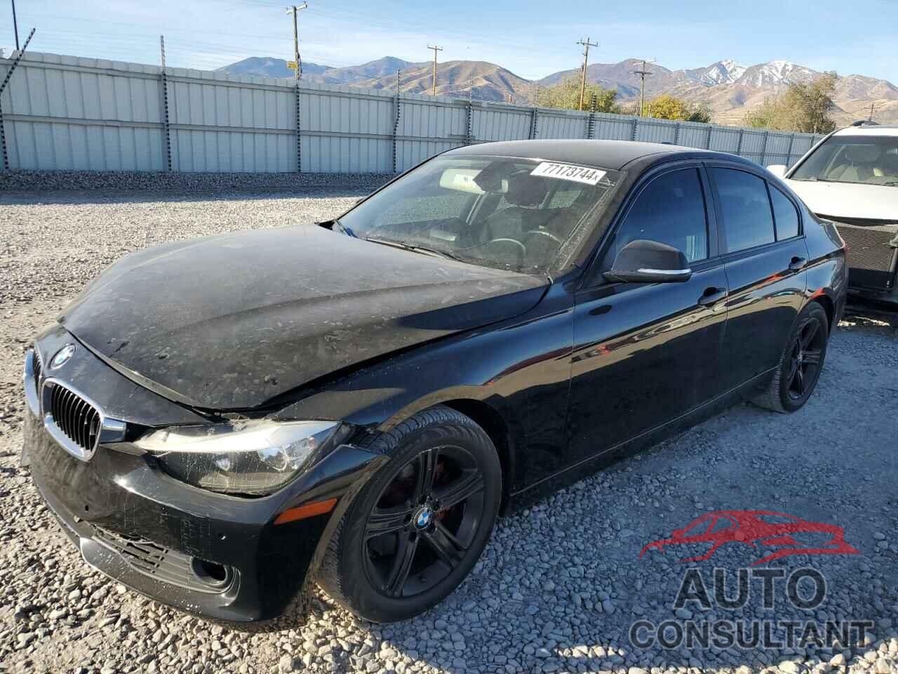 BMW 3 SERIES 2013 - WBA3C1C53DF441297