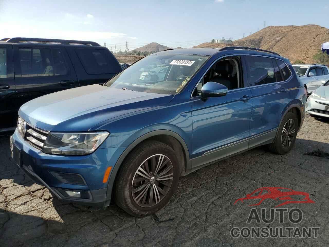 VOLKSWAGEN TIGUAN 2018 - 3VV3B7AX4JM039492