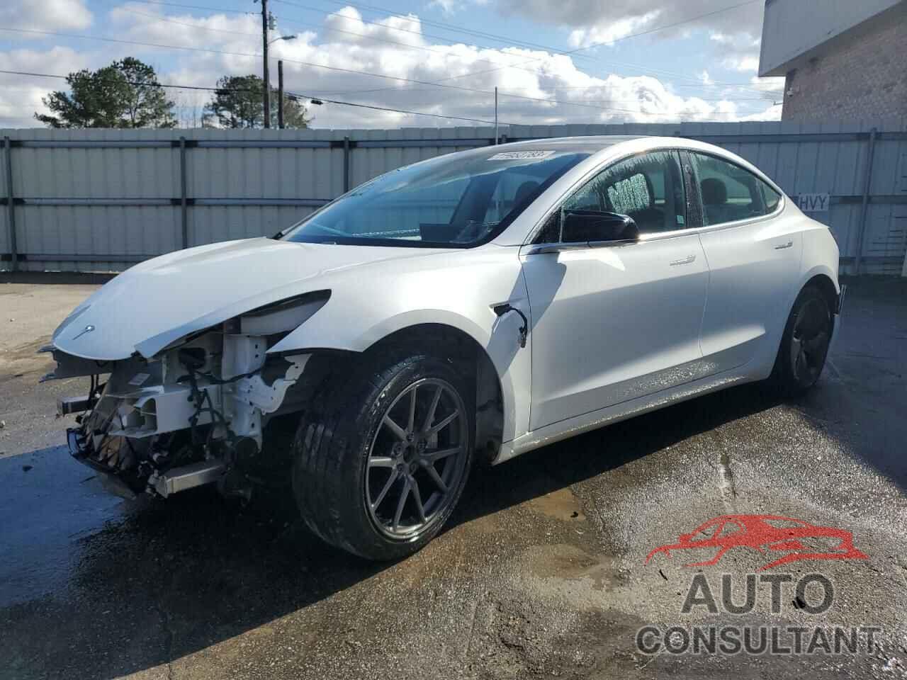 TESLA MODEL 3 2019 - 5YJ3E1EB4KF493670