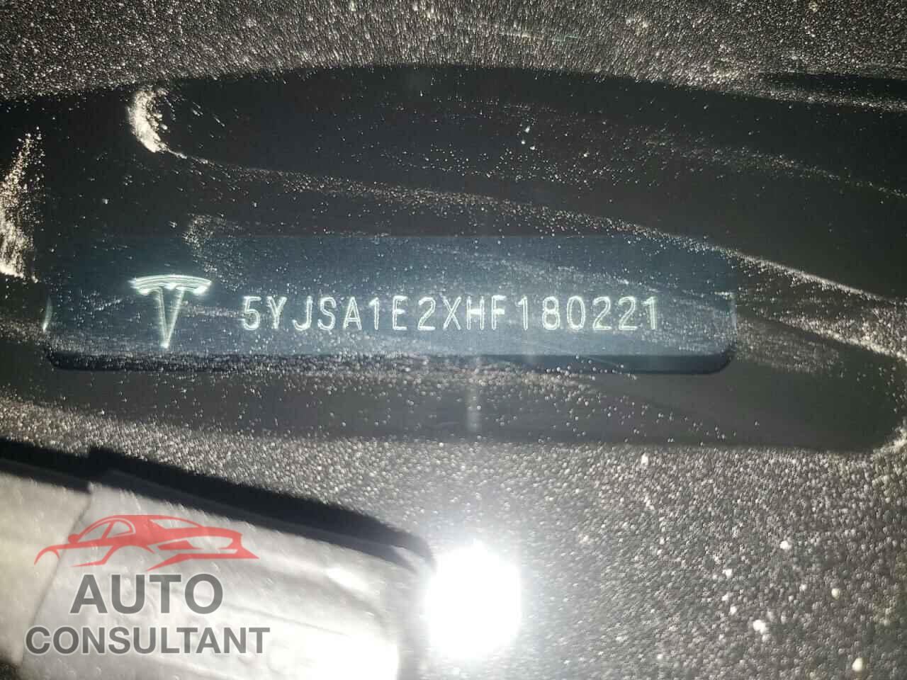TESLA MODEL S 2017 - 5YJSA1E2XHF180221