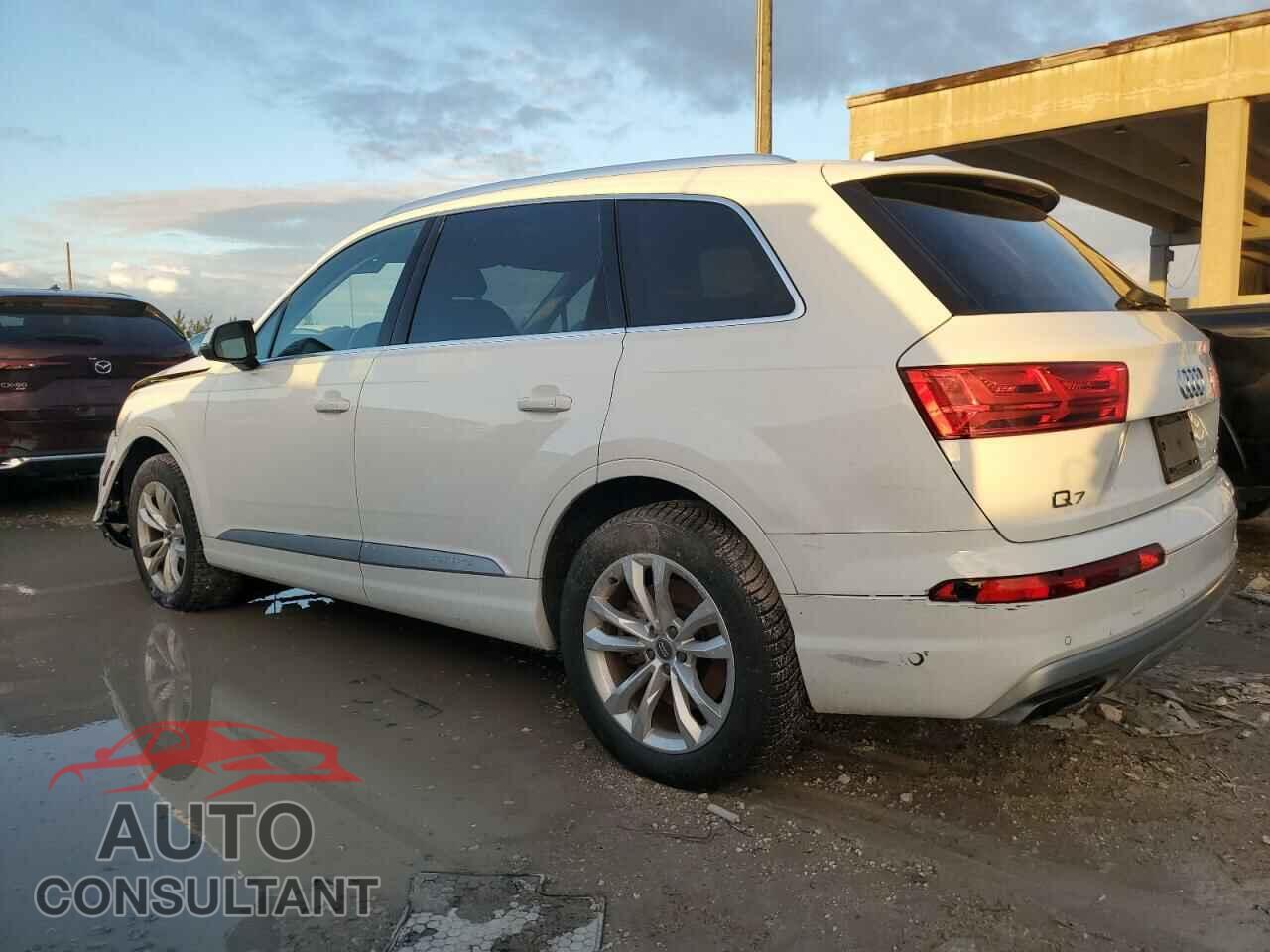 AUDI Q7 2018 - WA1AAAF70JD006039
