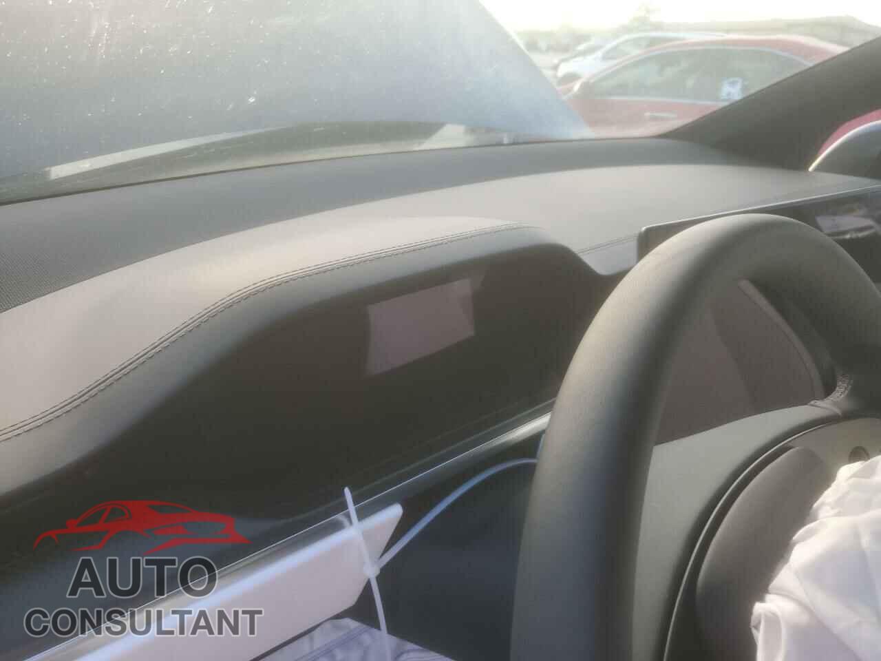 TESLA MODEL X 2023 - 7SAXCBE6XPF408034