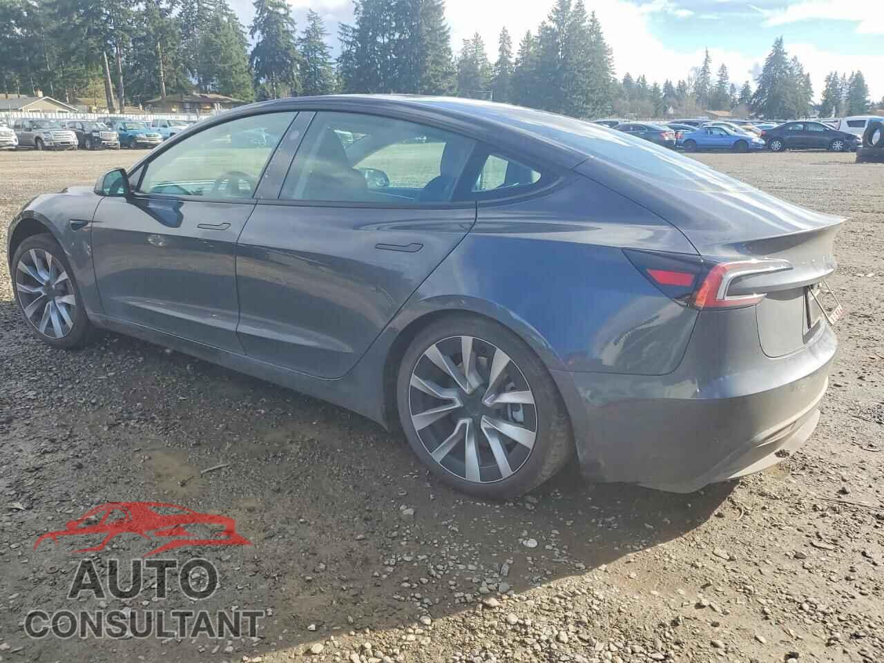 TESLA MODEL 3 2024 - 5YJ3E1EB4RF792537