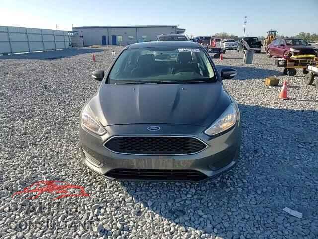 FORD FOCUS 2017 - 1FADP3F21HL317860