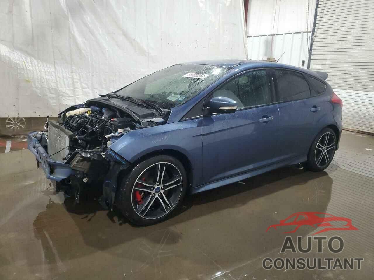 FORD FOCUS 2018 - 1FADP3L99JL209770