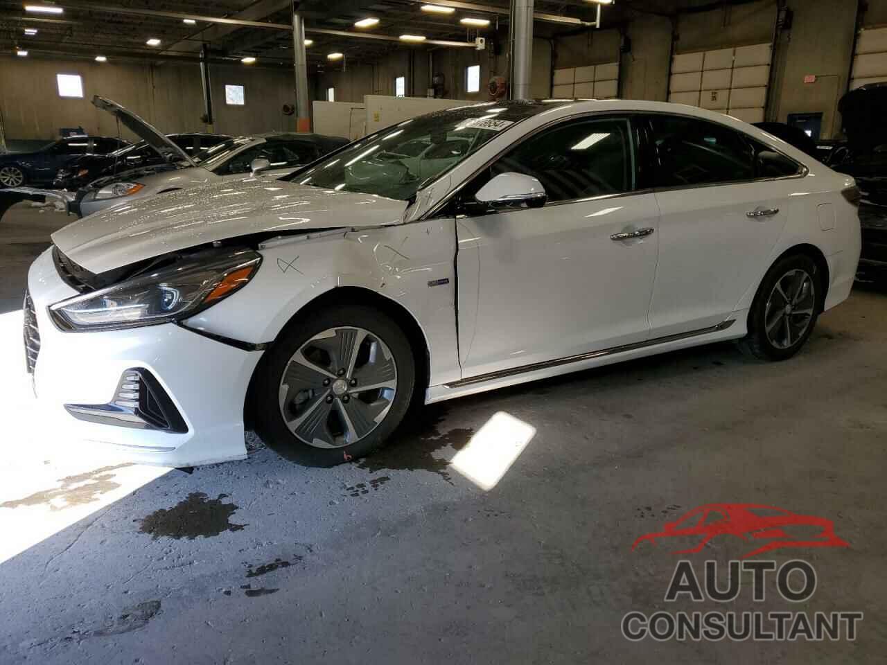 HYUNDAI SONATA 2018 - KMHE34L31JA084041