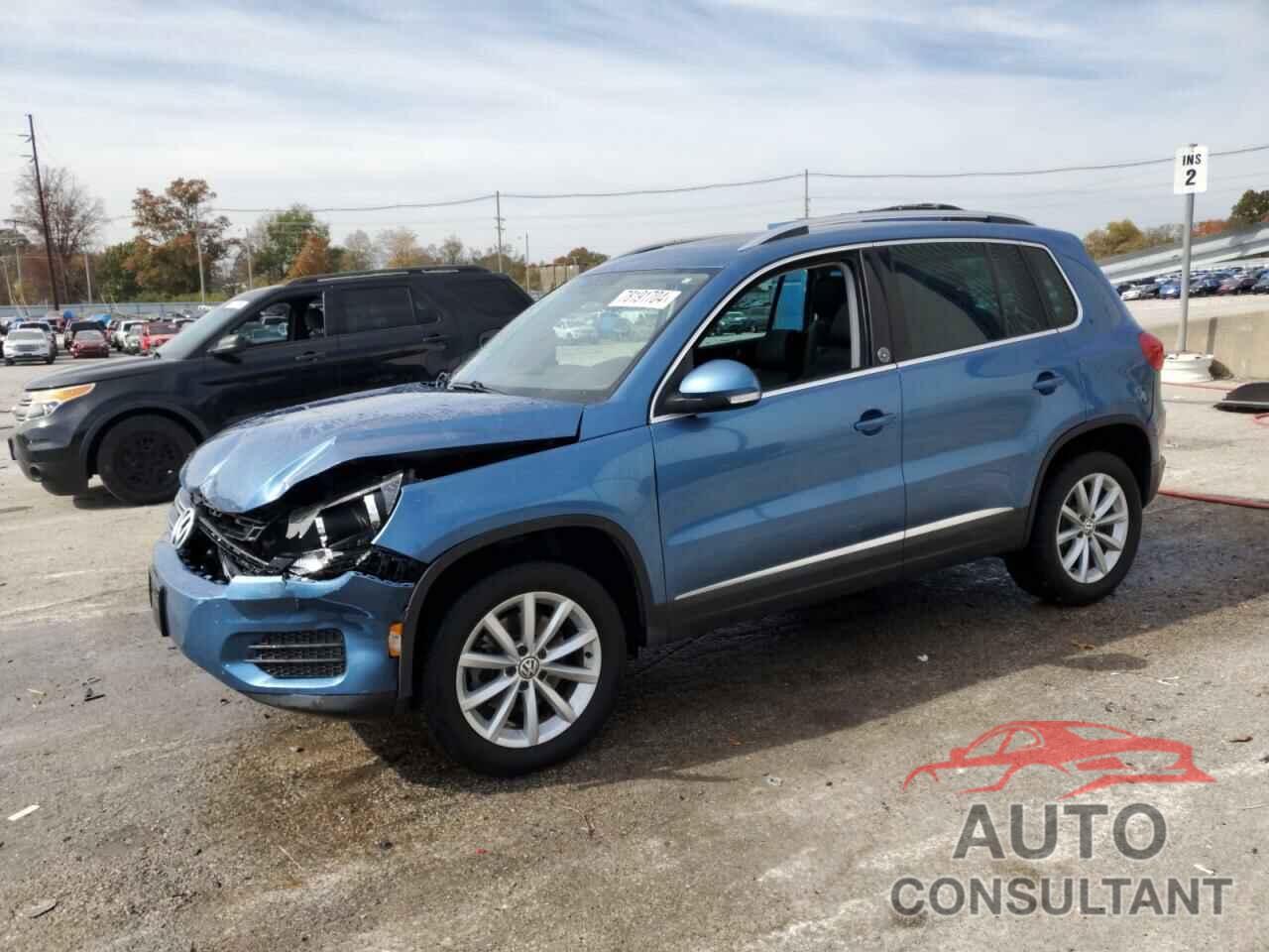 VOLKSWAGEN TIGUAN 2017 - WVGRV7AX6HK004448