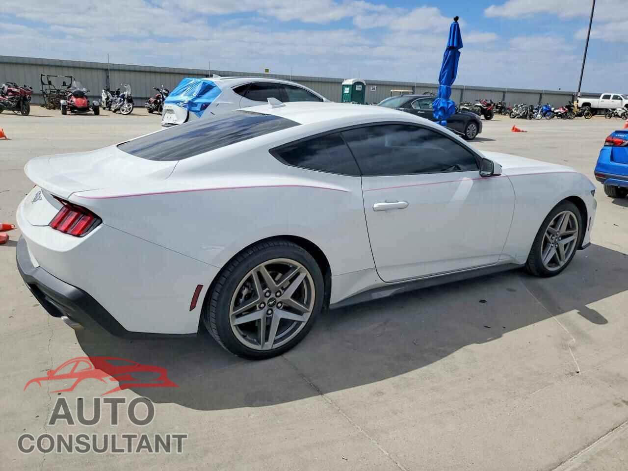 FORD MUSTANG 2024 - 1FA6P8TH2R5123200