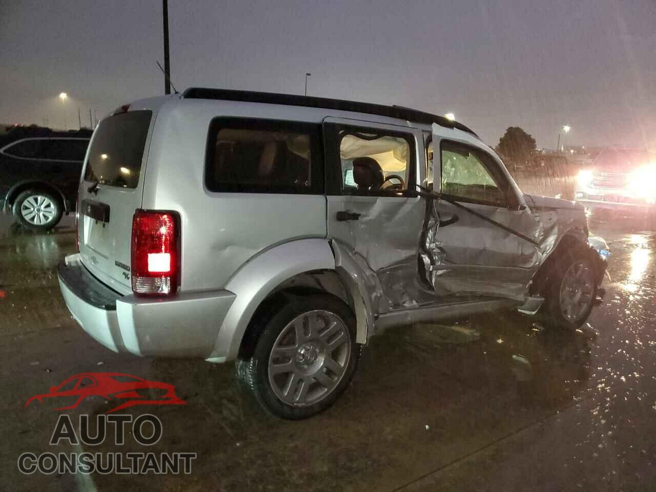 DODGE NITRO 2011 - 1D4PT4GX5BW606817