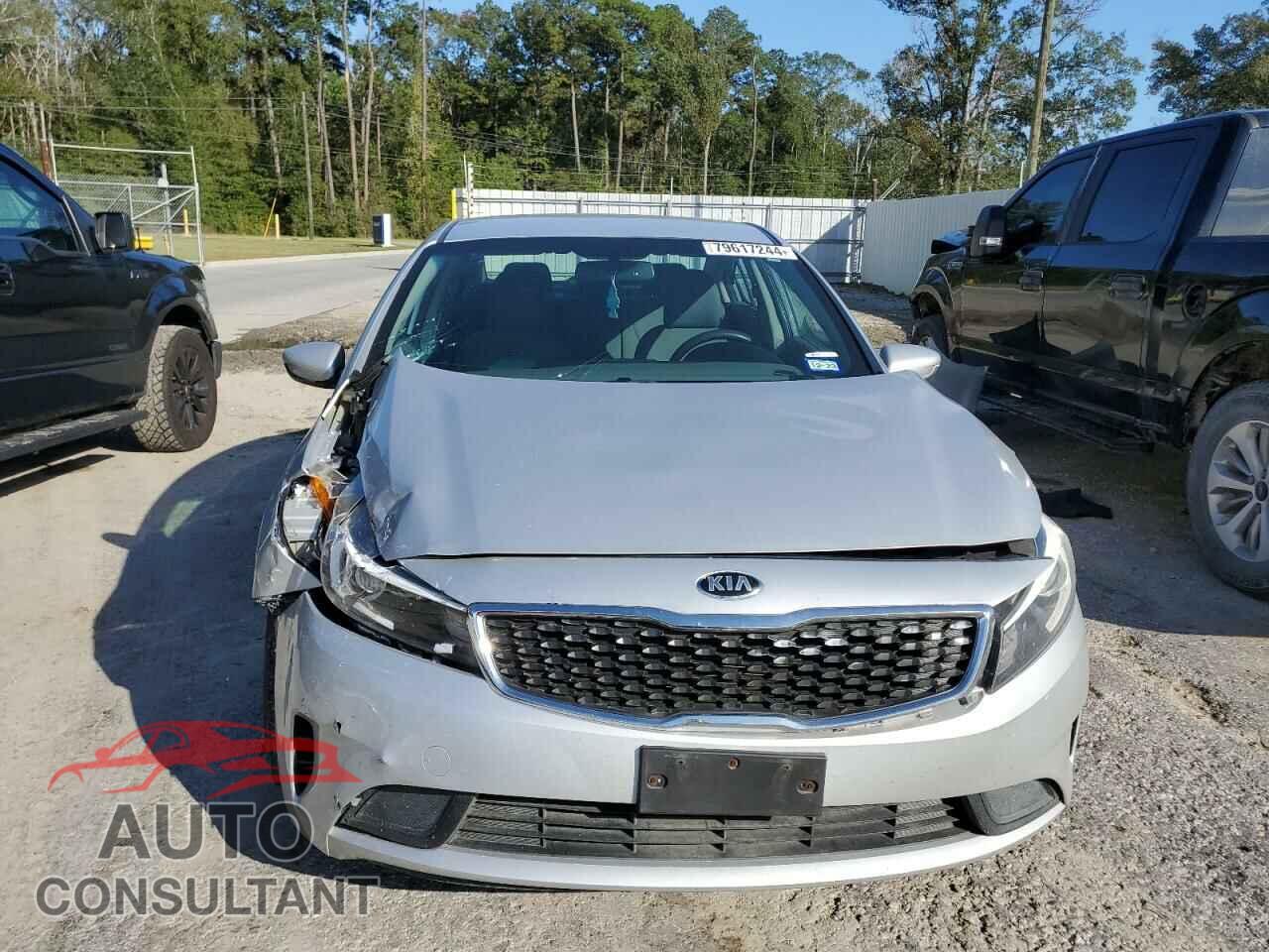 KIA FORTE 2017 - 3KPFK4A77HE070010