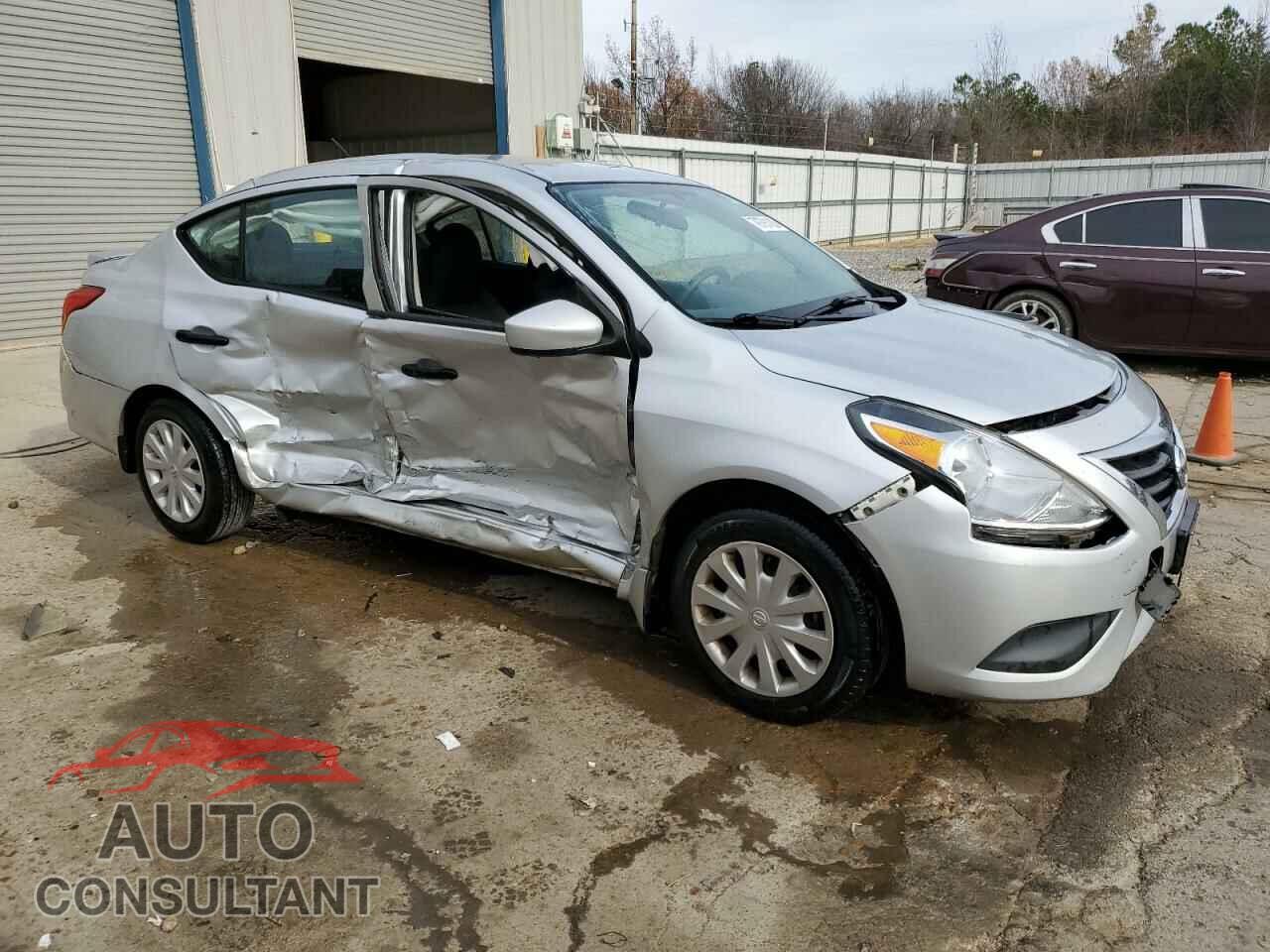 NISSAN VERSA 2017 - 3N1CN7AP7HL856416