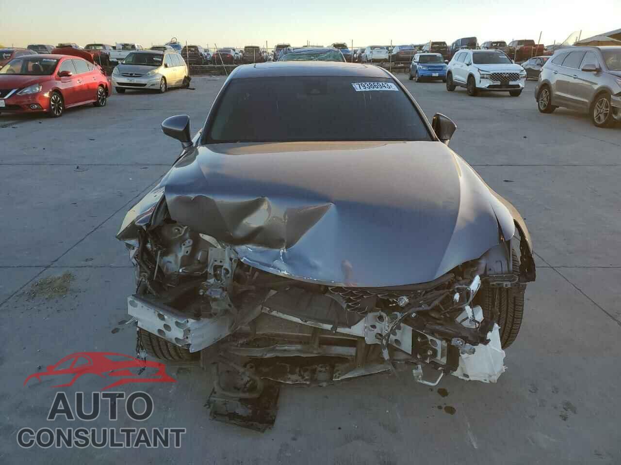LEXUS IS 2017 - JTHBA1D23H5051111