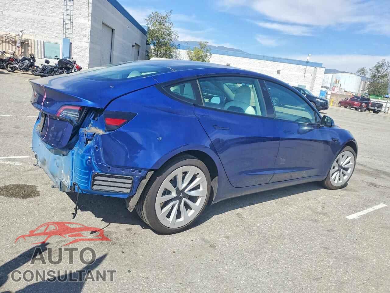 TESLA MODEL 3 2021 - 5YJ3E1EA4MF096583