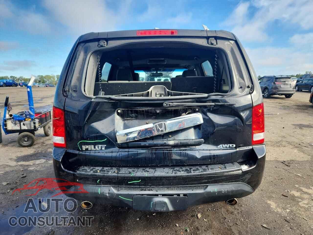 HONDA PILOT 2012 - 5FNYF4H68CB046408