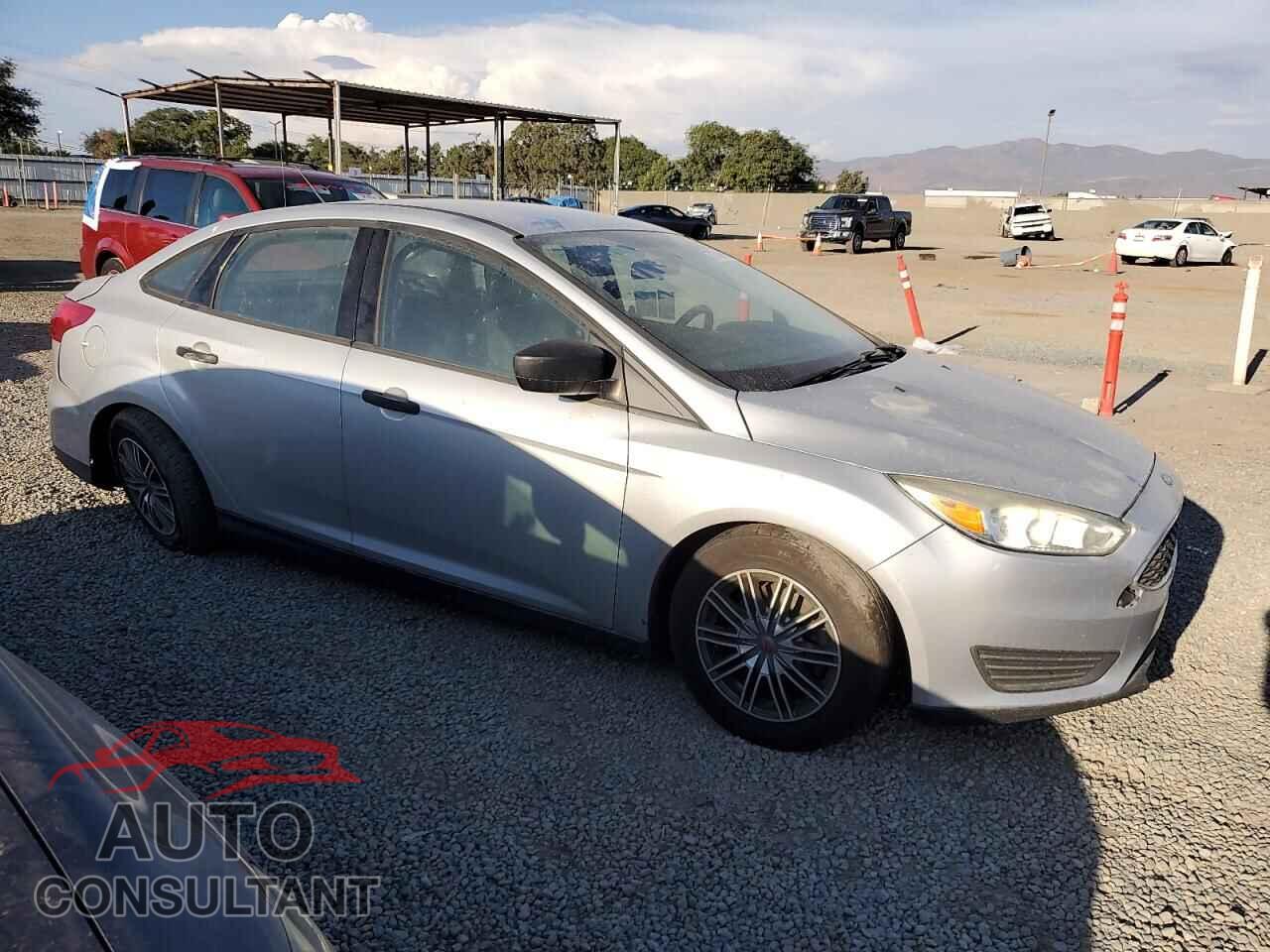 FORD FOCUS 2016 - 1FADP3E29GL395660