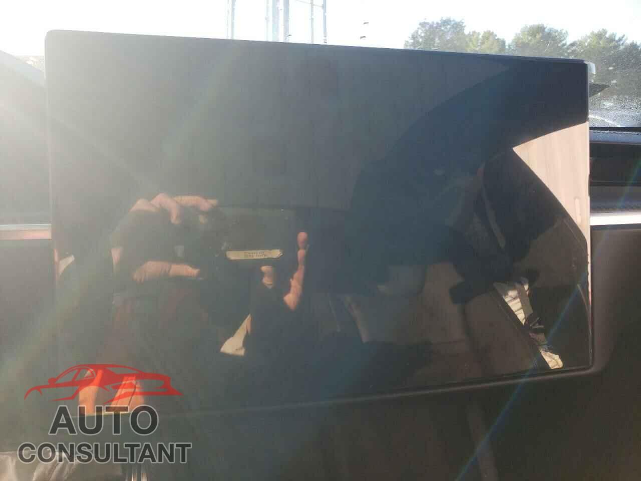 TESLA MODEL S 2023 - 5YJSA1E63PF524294
