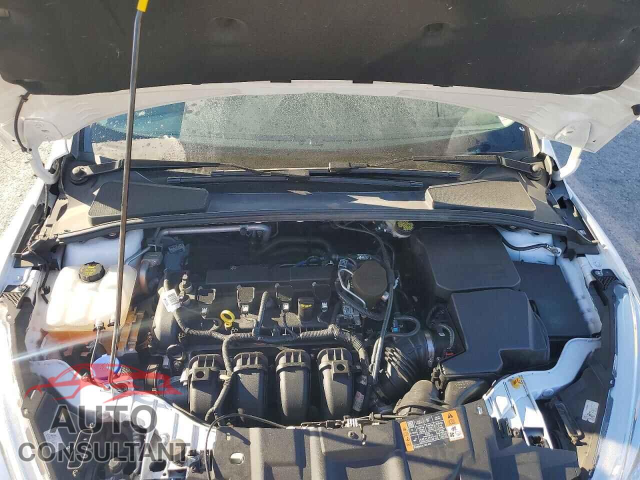 FORD FOCUS 2015 - 1FADP3F24FL341633